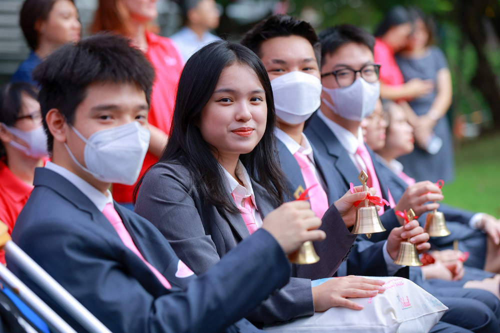 Giáo viên quốc tế TH School hạnh phúc với lễ khai giảng ở Việt Nam