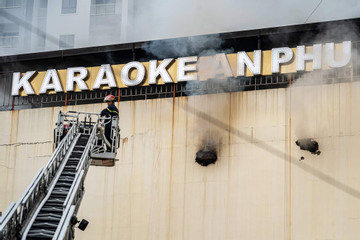 Toàn cảnh vụ cháy quán karaoke làm 32 người tử vong ở Bình Dương