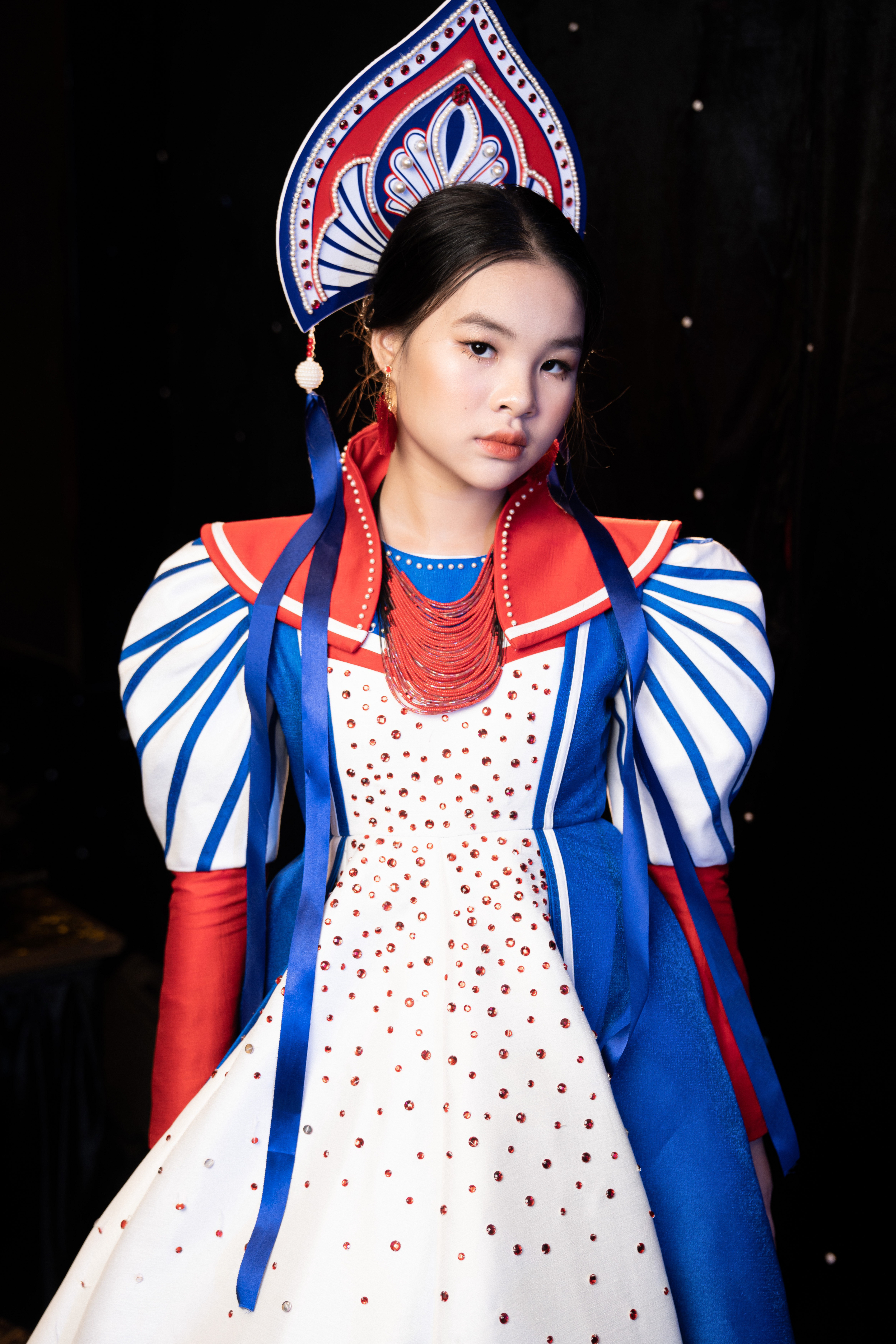 Dàn mẫu nhí Việt đổ bộ tại Luxury Brand Global Fashion Week 2022 - Ảnh 6.