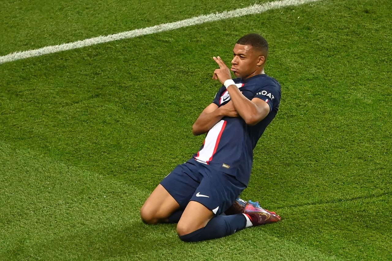 Kết quả cúp C1 hôm nay 7/9: PSG hạ Juventus, Man City và Real thắng to