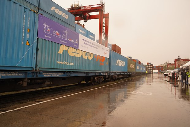 Vietnam - Russia sea, rail transport routes connected