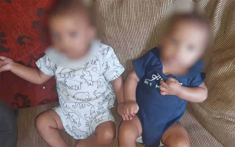 Cặp sinh đôi cùng mẹ khác cha ở Brazil