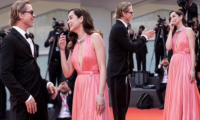 Brad Pitt cười đùa với Bondgirl kém 25 tuổi trên thảm đỏ Venice