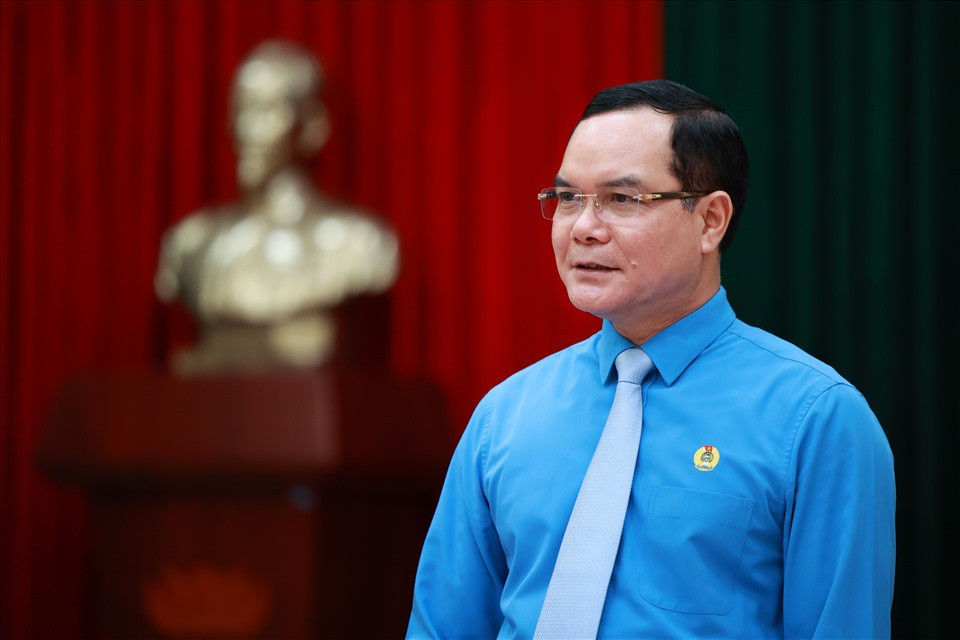 Thư chúc mừng năm mới 2023 của Chủ tịch Tổng Liên đoàn Lao động Việt Nam