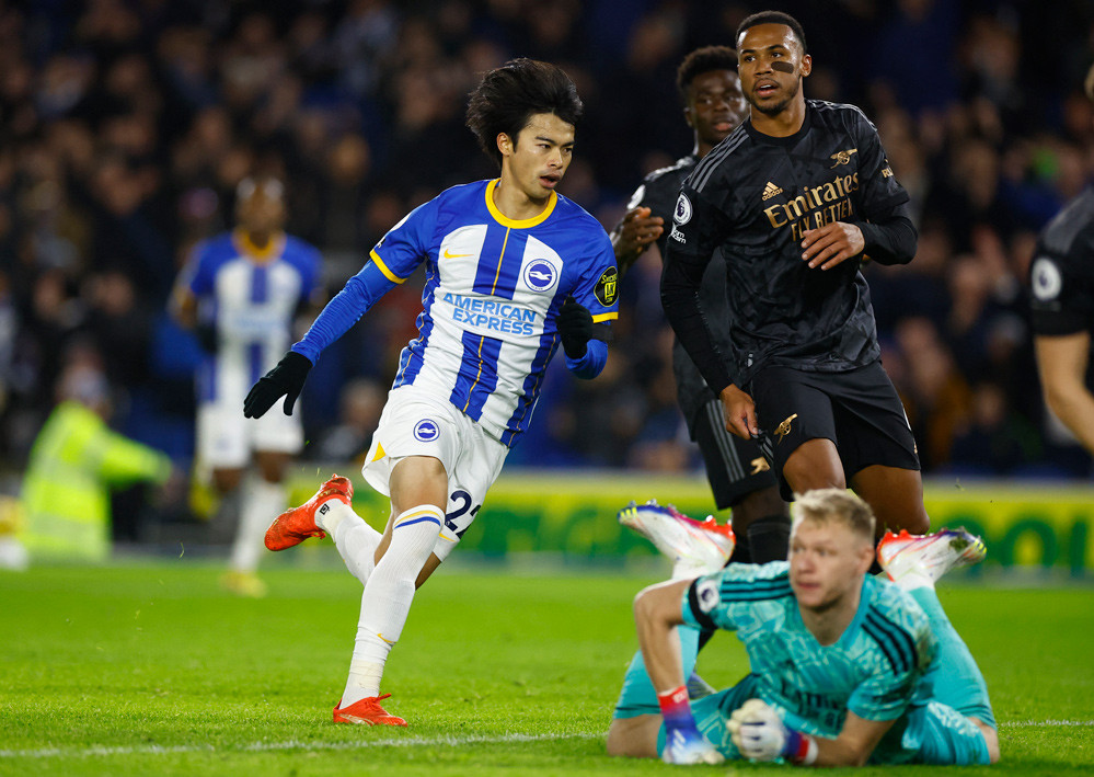 Kết quả bóng đá hôm nay 1/1/2023: Arsenal tiếp tục bay cao