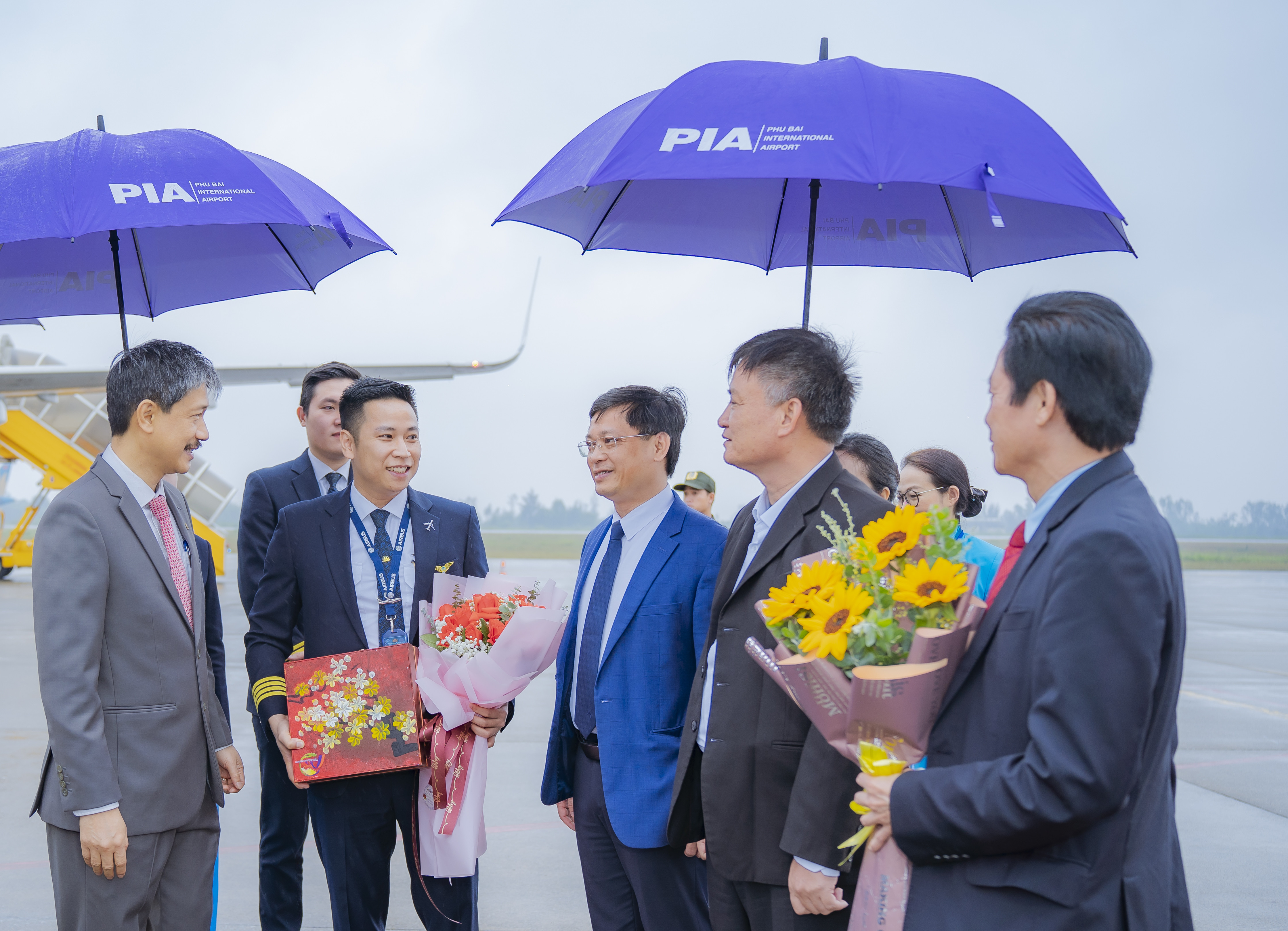 Du khách 'xông đất' Huế, Đà Nẵng được tặng vé máy bay, tham quan di tích miễn phí