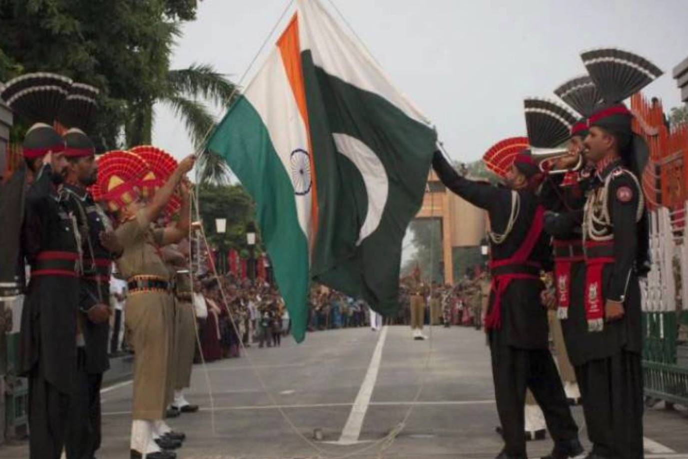 Pakistan, Ấn Độ trao đổi danh sách các cơ sở hạt nhân