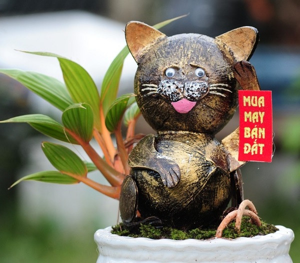 Bán bonsai hình mèo, thu nửa tỷ Tết Quý Mão 2023