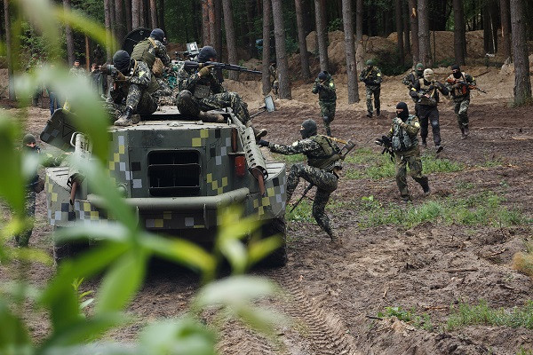 Nga nêu thời điểm Ukraine rút khỏi Bakhmut, Sumy bị tập kích 94 lần trong 24 giờ