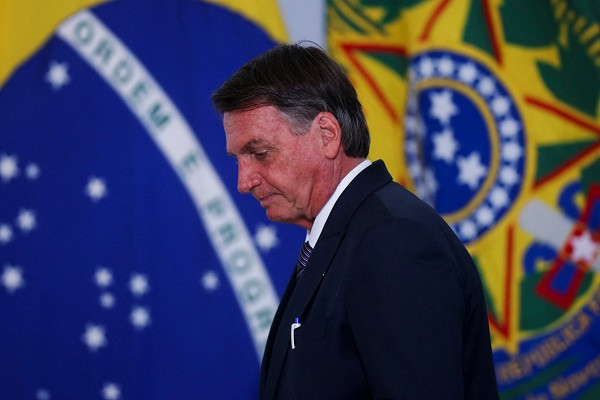 Cựu Tổng thống Brazil nhập viện ở Mỹ vì đau ruột