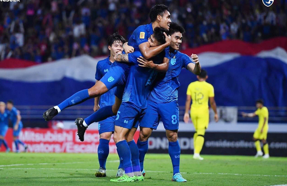 Video bàn thắng Thái Lan 3-0 Malaysia: Hàng công thăng hoa