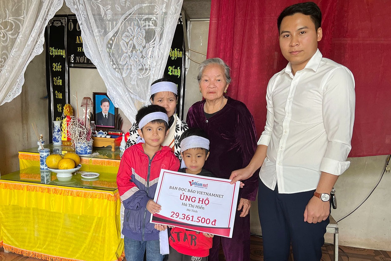 Mẹ khờ cùng hai con thiểu năng đón nhận tình cảm bạn đọc
