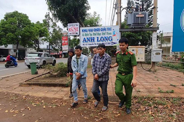 Khởi tố 2 đối tượng gây ra hơn 50 vụ cắt trộm dây cáp điện