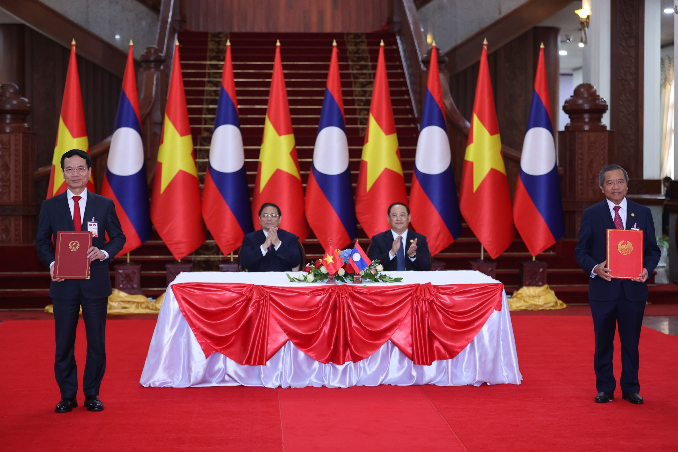 Chính thức thiết lập quan hệ Đối tác số Việt Nam - Lào