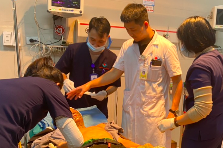 Mặt biến dạng vì sai lầm nhiều người Việt mắc phải khi điều trị bỏng