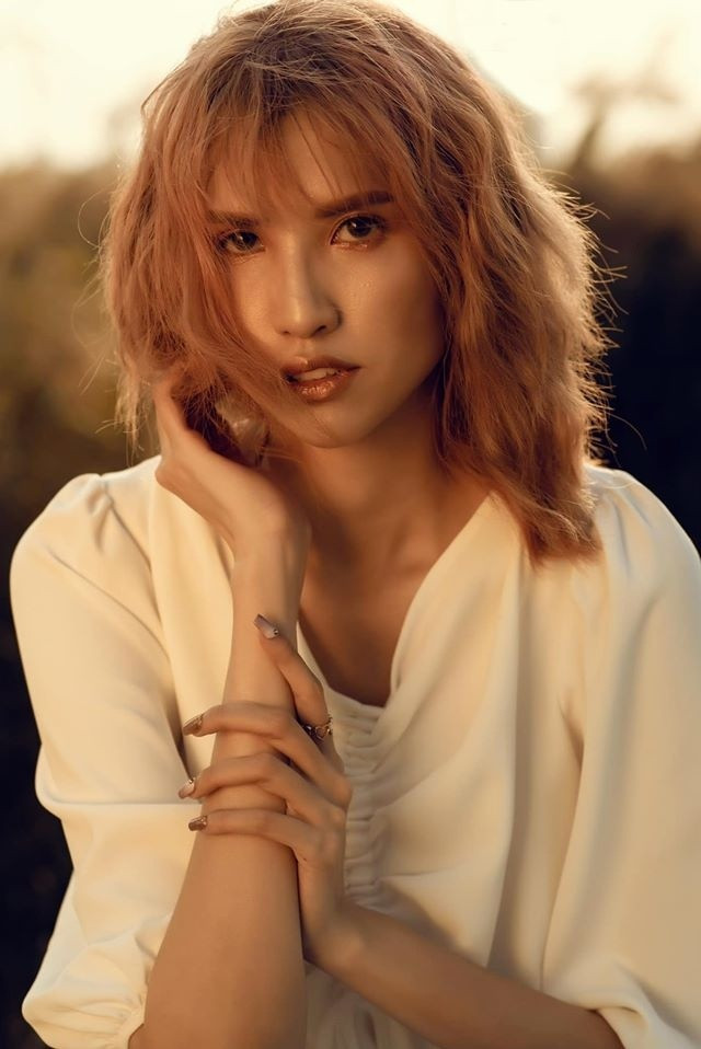 nguoi mau hong xuan anh 1