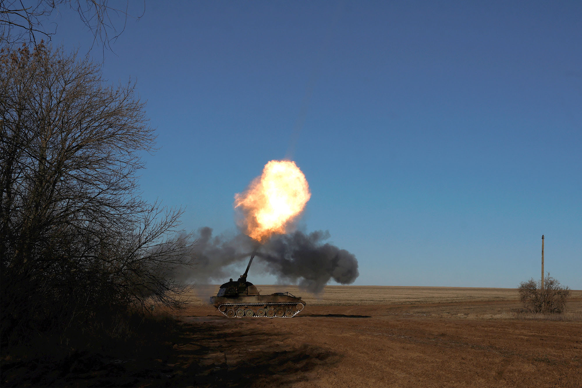 Nga thay tư lệnh chiến dịch quân sự, Ba Lan viện trợ xe tăng cho Kiev