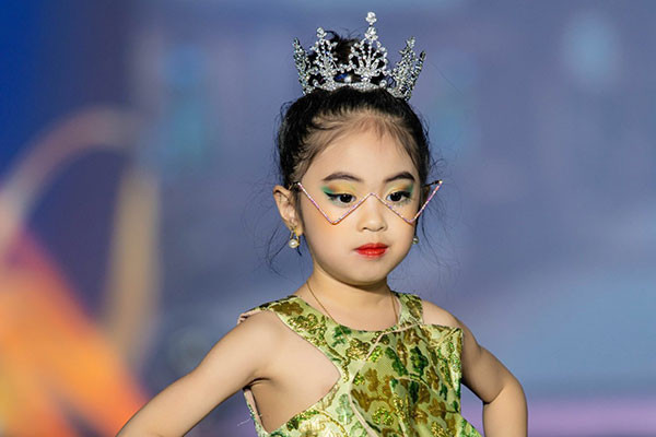 Tường Vy 5 tuổi đoạt Quán quân 'Gương mặt siêu mẫu nhí 2022'