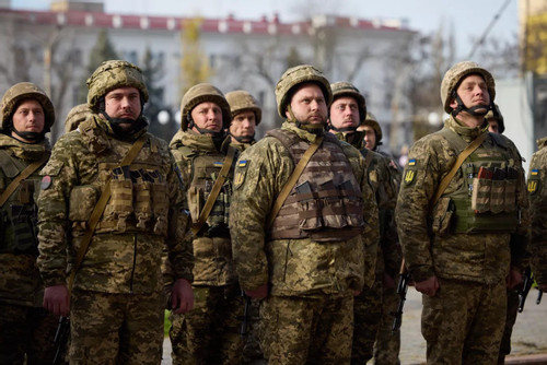 Ukraine thông qua luật cho phép người nước ngoài phục vụ trong quân đội