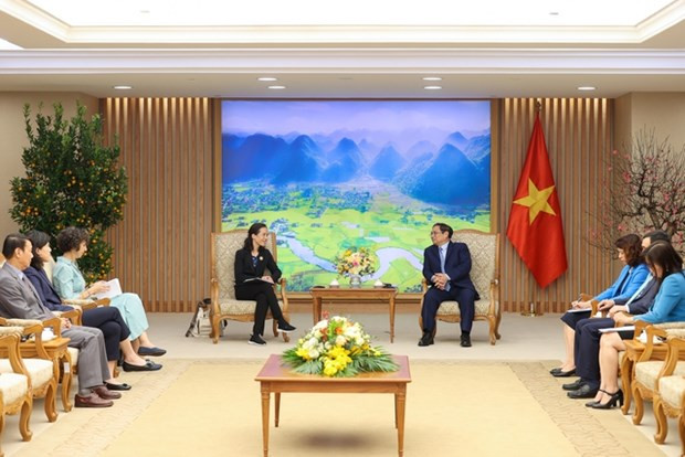 PM receives leader of global alliance for vaccines hinh anh 1