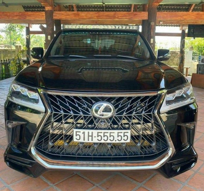 Xe sang Lexus LX 570 đời 2009 biển ngũ quý 5 được rao giá 7 tỷ đồng