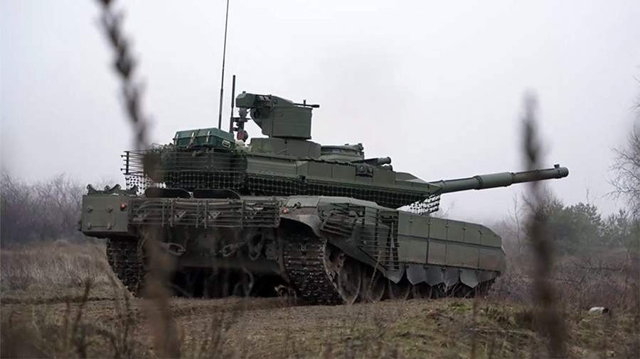 Sức mạnh công nghệ mới trong kíp tăng T-90M Proryv của Nga
