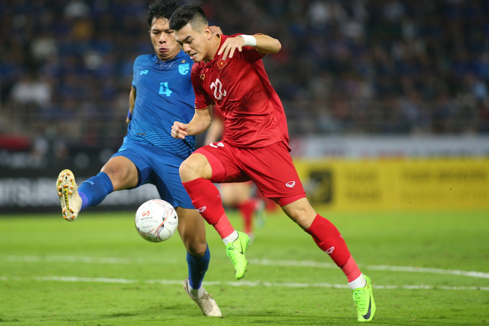 ทำคะแนน AFF Cup รอบชิงชนะเลิศได้แย่ที่สุด เวียดนาม vs ไทย เทียน ลินห์