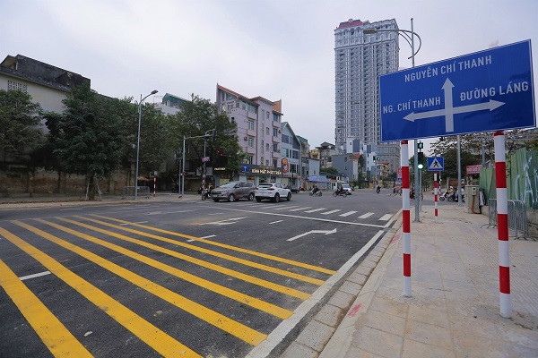 Hà Nội thông xe đường Huỳnh Thúc Kháng kéo dài