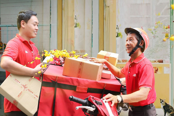 J&T Express giao hàng xuyên Tết tại TP.HCM và Hà Nội