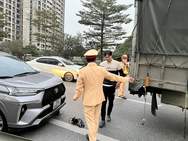 Vietnam sees decrease in traffic accidents hinh anh 1