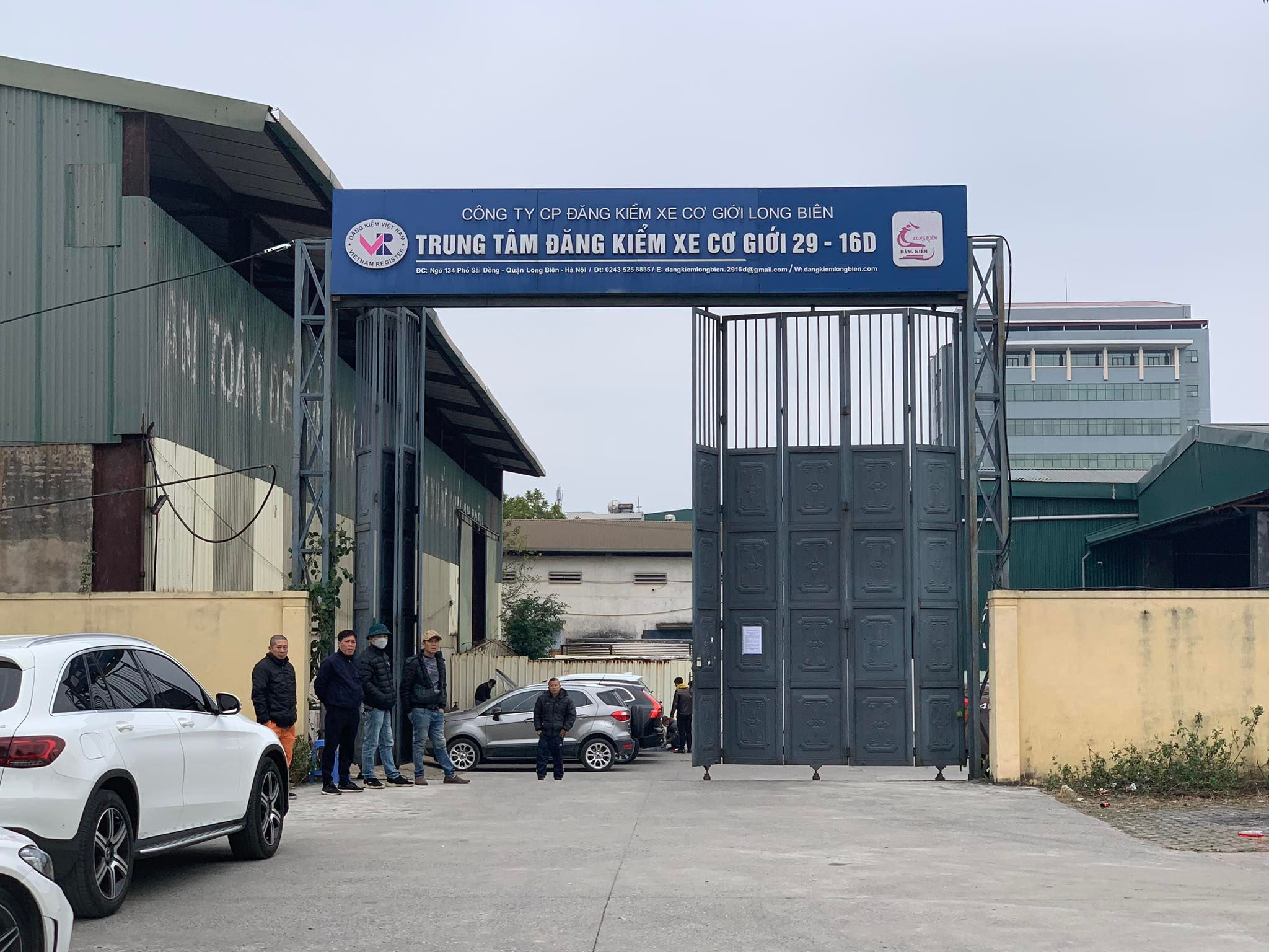 Các trung tâm đăng kiểm bố trí nhân lực làm xuyên Tết