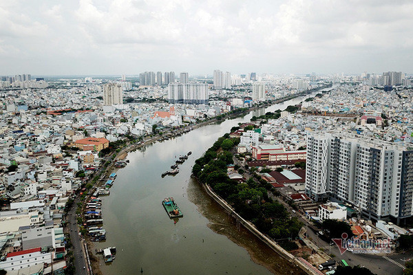 Lần đầu tiên TP.HCM trao sổ hồng tập thể cho doanh nghiệp BĐS