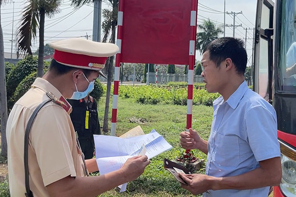 Đồng Nai: Xử lý nghiêm xe quá tải, vi phạm nồng độ cồn dịp Tết