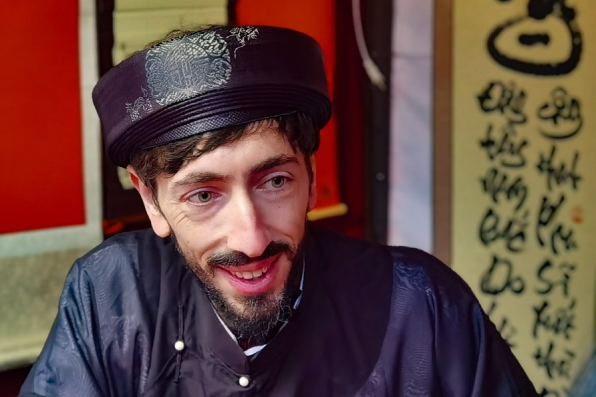 first foreign calligrapher joins vietnamese spring calligraphy festival picture 3