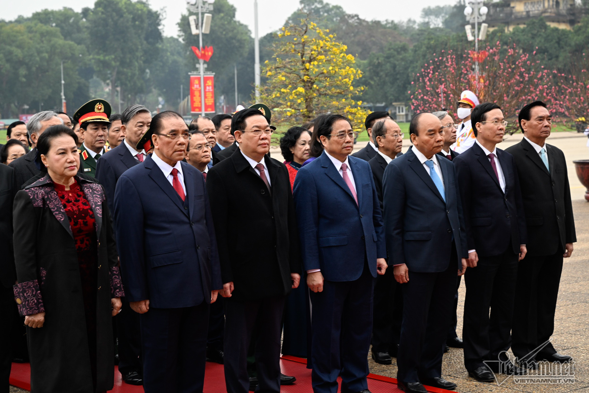 Lãnh đạo Đảng, Nhà nước vào Lăng viếng Chủ tịch Hồ Chí Minh nhân dịp Tết Nguyên đán