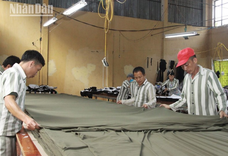 Không khí đón Tết ở nơi đặc biệt ảnh 3