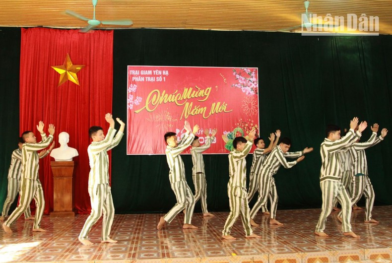 Không khí đón Tết ở nơi đặc biệt ảnh 4