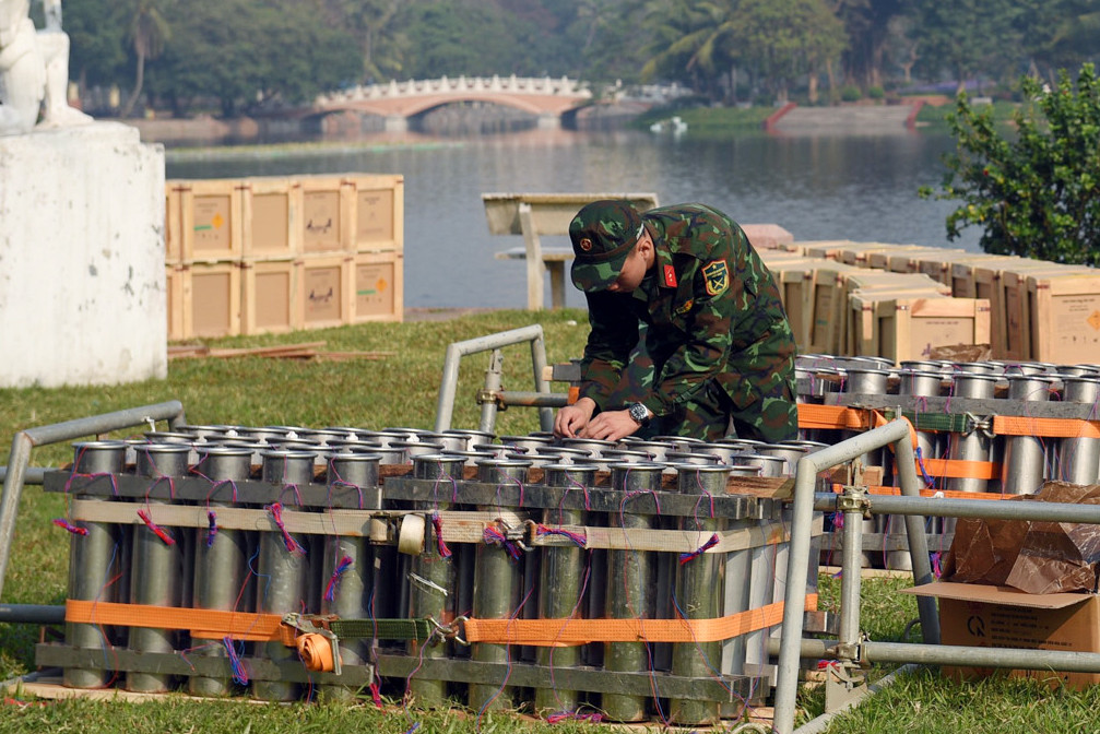 Trận địa pháo hoa ở Hà Nội sẵn sàng đón giao thừa