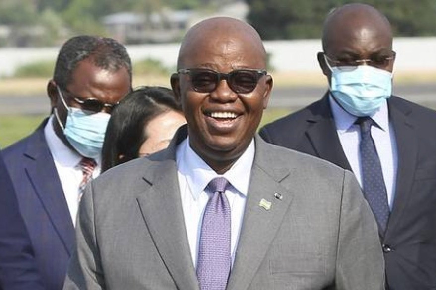 Ngoại trưởng Gabon qua đời do đau tim khi đang họp nội các