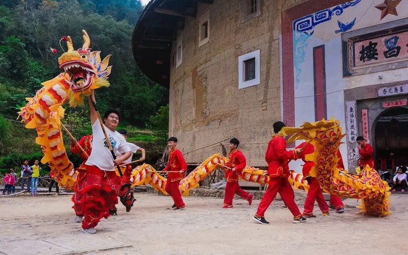 Phong tục đón Tết Nguyên đán của người dân Trung Quốc