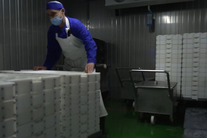 Các nhà máy sản xuất tại Ukraine vật lộn với tình trạng bị cắt điện liên tục