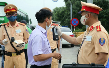 Police impose stiff penalties on drink driving at Tet