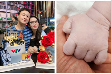 MC Anh Tuấn và vợ trẻ đón con gái chào đời mồng 2 Tết