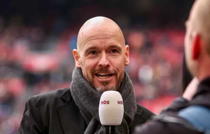 Erik ten Hag khiến các sao MU xúc động mạnh vì món quà bất ngờ