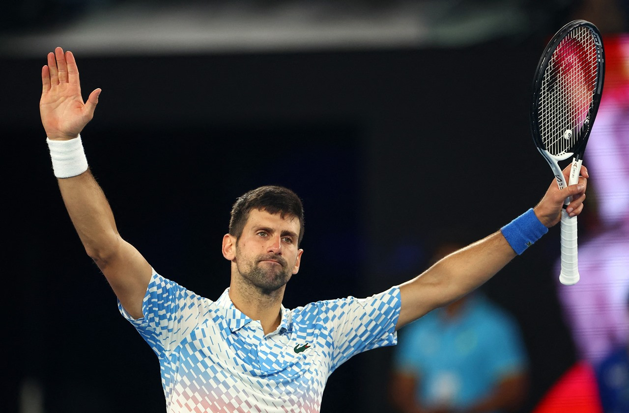 Djokovic tiễn Rublev về nước, đoạt vé bán kết Úc Mở rộng