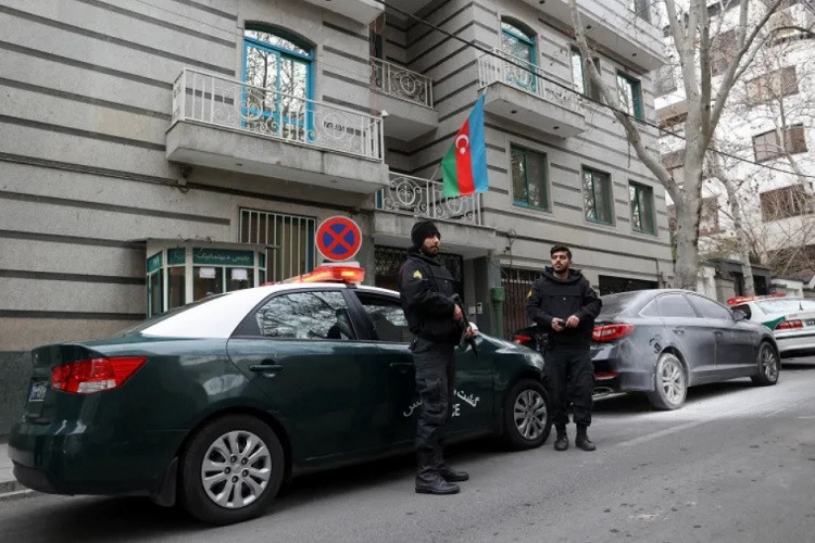 Đại sứ quán Azerbaijan tại Iran bị tấn công