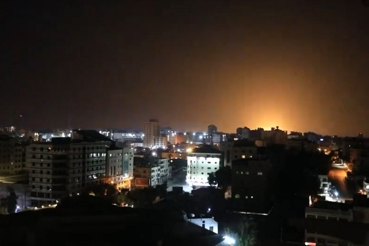 Hamas phóng tên lửa vào Israel, Tel Aviv không kích đáp trả dữ dội