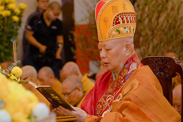 Tổ chức Pháp hội Dược Sư cầu quốc thái dân an thay lễ dâng sao giải hạn