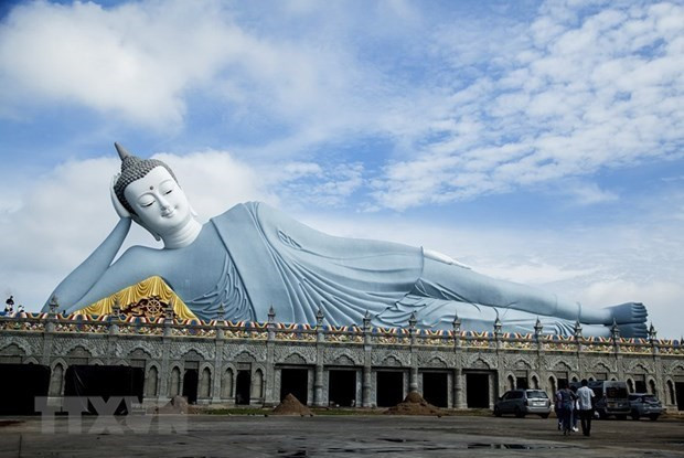 Soc Trang’s Khmer pagoda features giant Buddha statue hinh anh 1