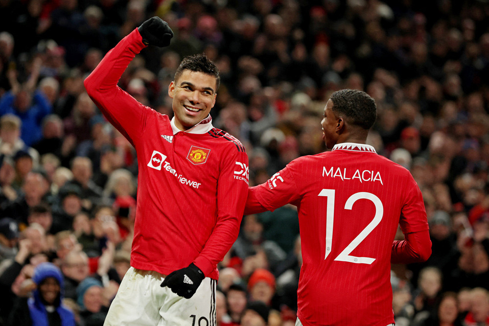 Casemiro bừng sáng, MU thắng dễ ở FA Cup